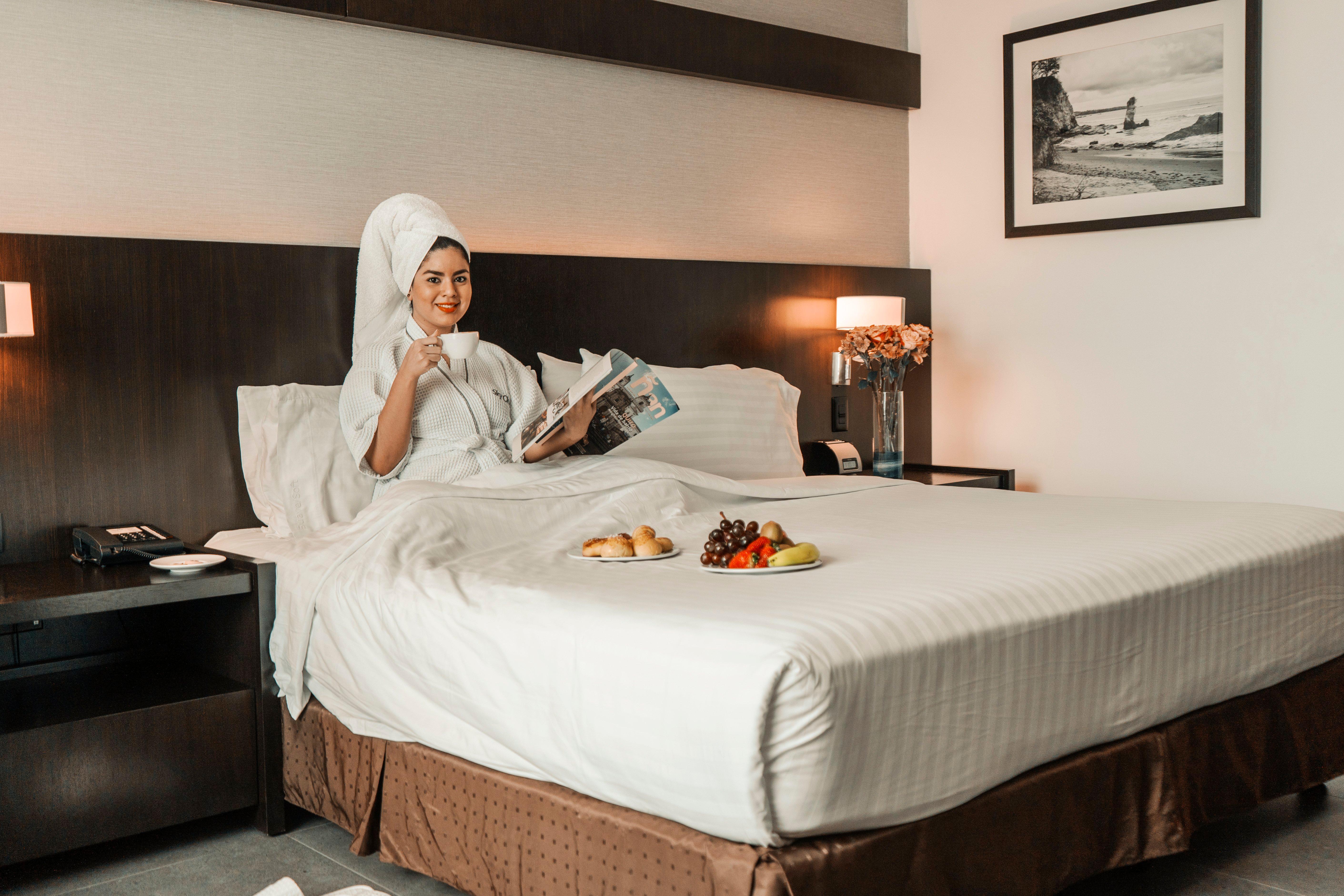 Holiday Inn Guayaquil Airport By Ihg Luaran gambar A guest in a hotel room
